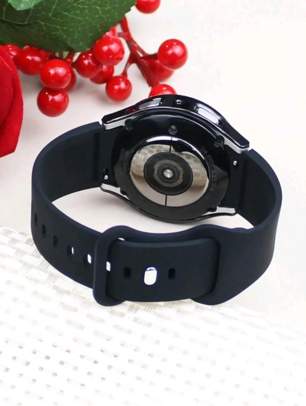 2 Pc. Samsung Galaxy Watch 4/5 44mm Black Rhinestone Case & Silicone Band